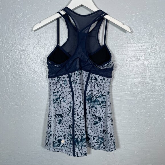 Lululemon Women 8 White Navy Blue Pedal Pace Zip Tank Padded Mesh Athleisure - Picture 5 of 9